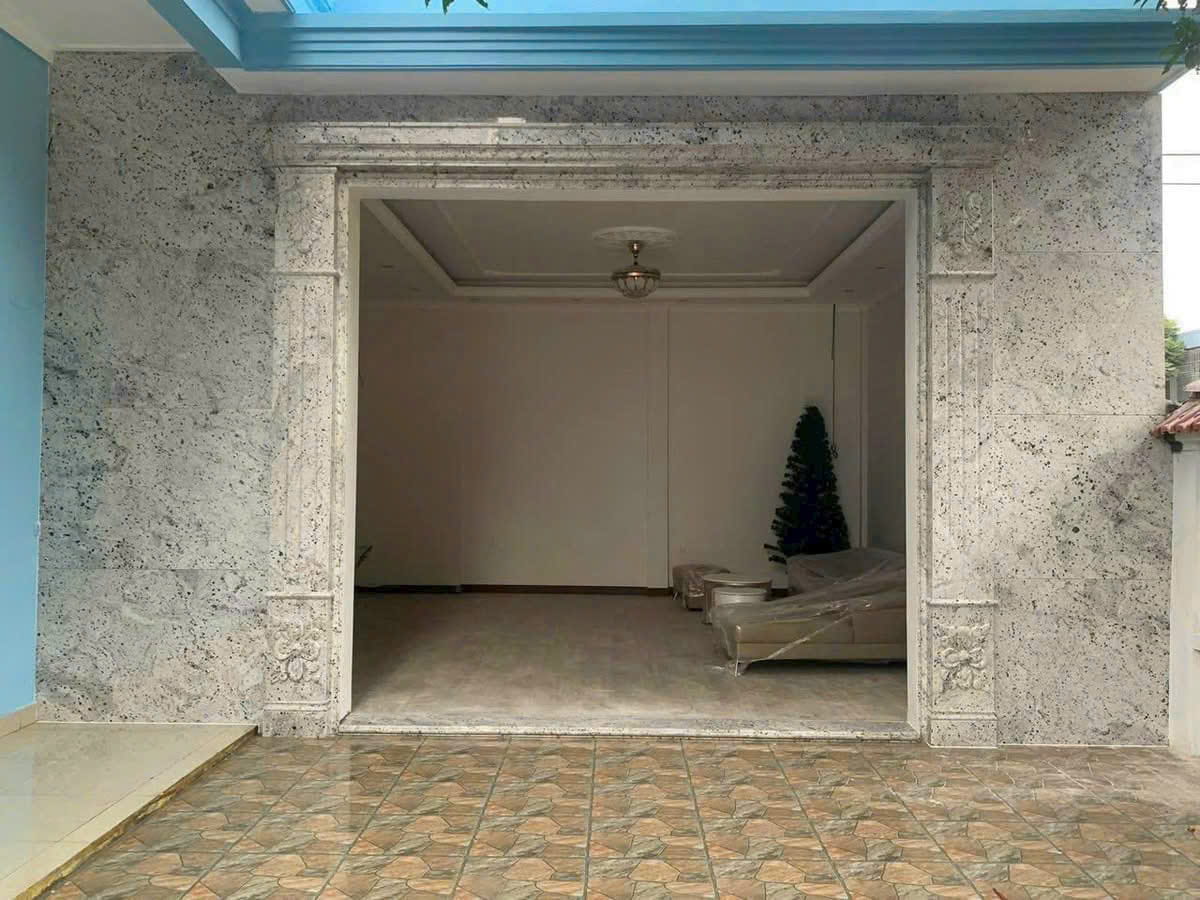 Đá Granite Colonial White