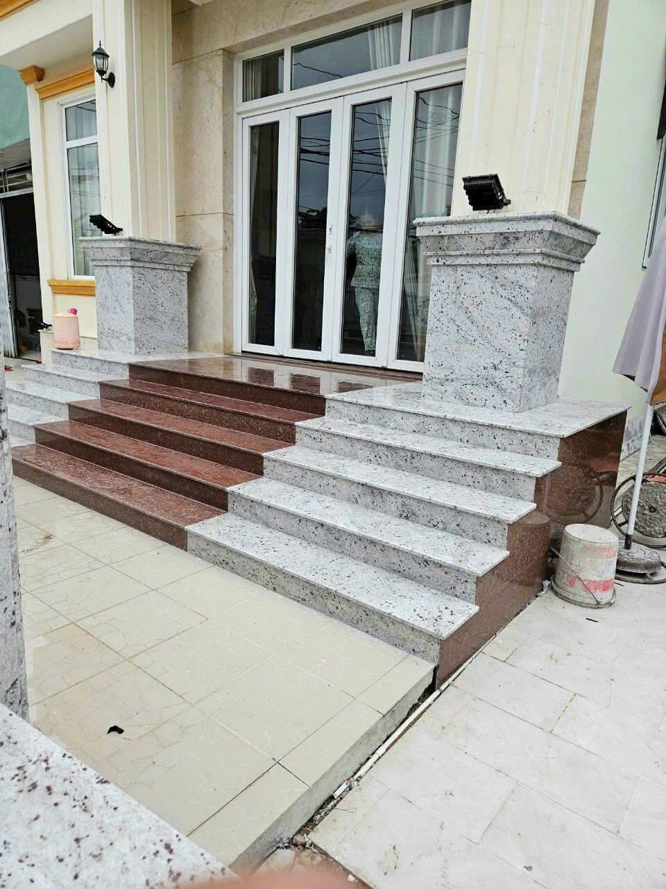 Đá Granite Colonial White
